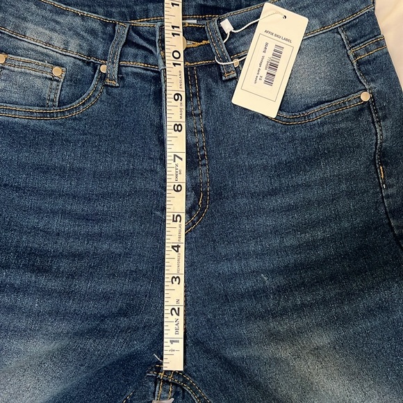 NWT High rise bootcut jeans - Picture 5 of 7
